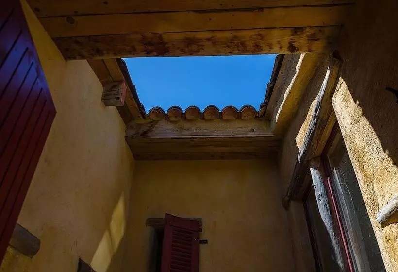 ベッドアンドブレックファースト Le Clos Des Collines. Chambre D Hôtes