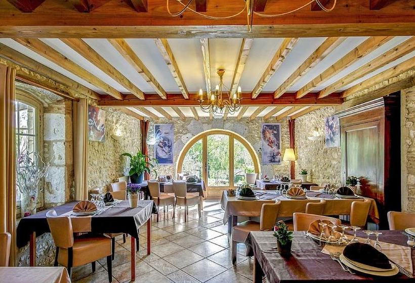 Gîte La Mijotière In A Rural Location