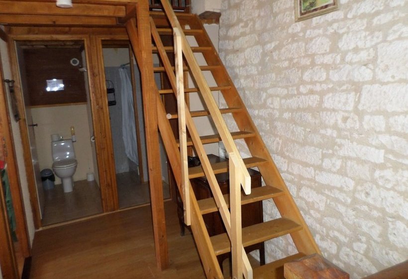 Gîte La Mijotière In A Rural Location