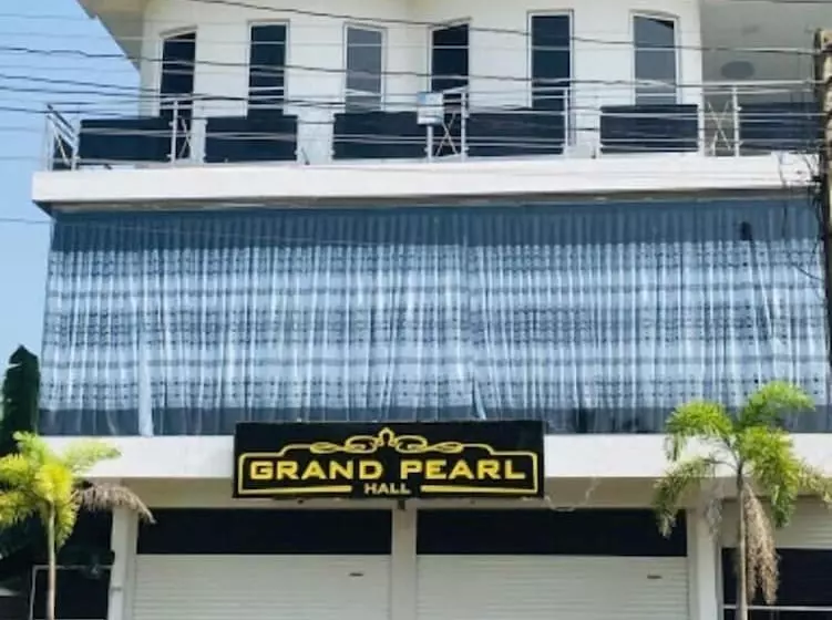 Hotelli Grand Star Guest House