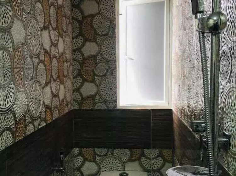 Hotelli Grand Star Guest House