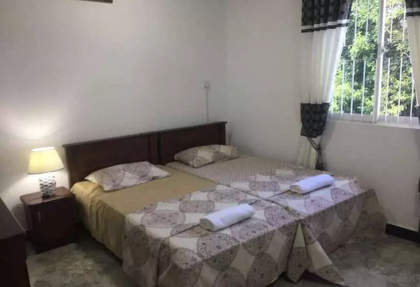 Hotelli Grand Star Guest House