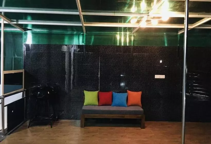 Hotelli Grand Star Guest House