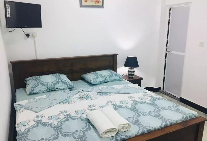 Hotelli Grand Star Guest House