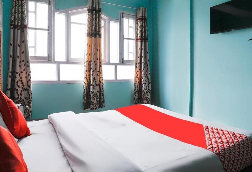 Отель Capital O Sobo Central