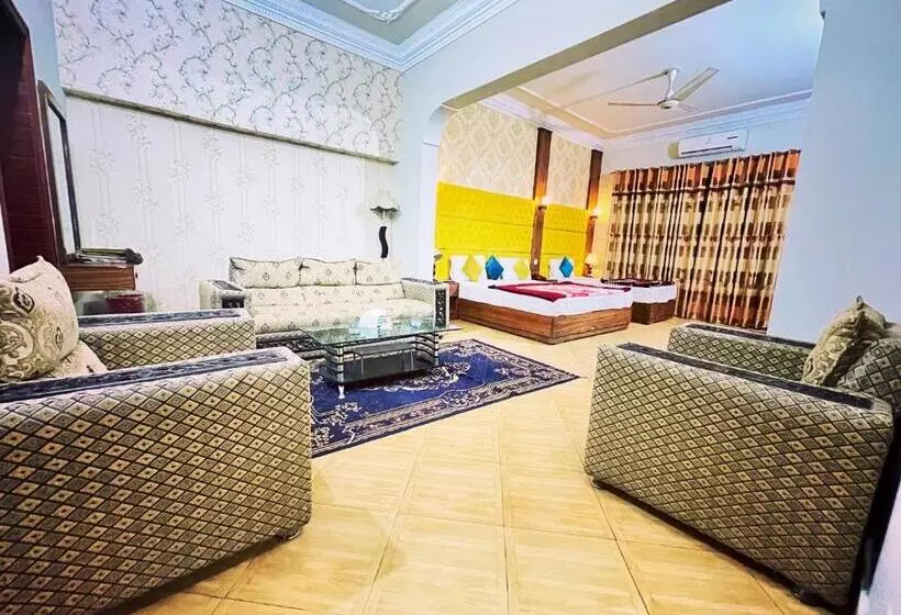 هتل Serena Palace