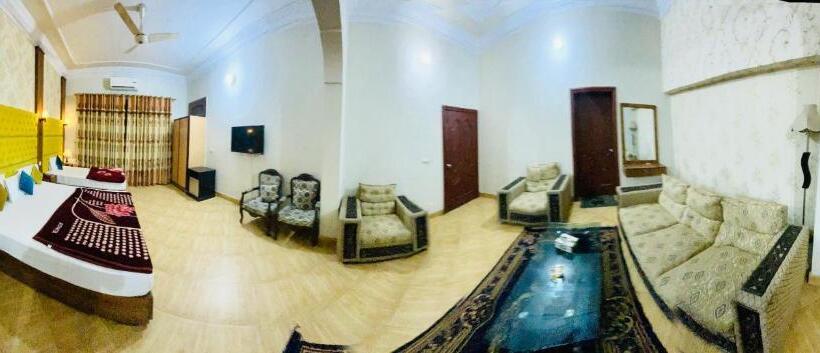 هتل Serena Palace