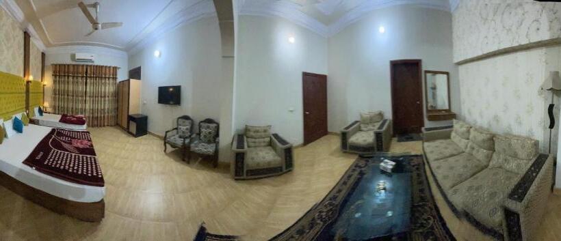 هتل Serena Palace