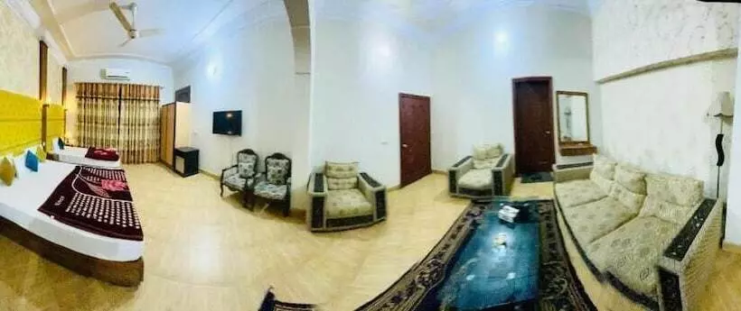 هتل Serena Palace