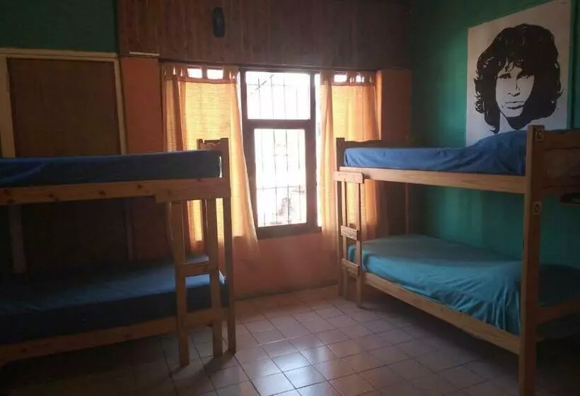 Majatalo Hostel La Casita Naranja