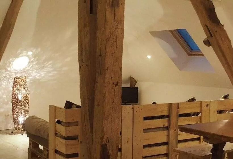 Majatalo Domaine De La Geneste