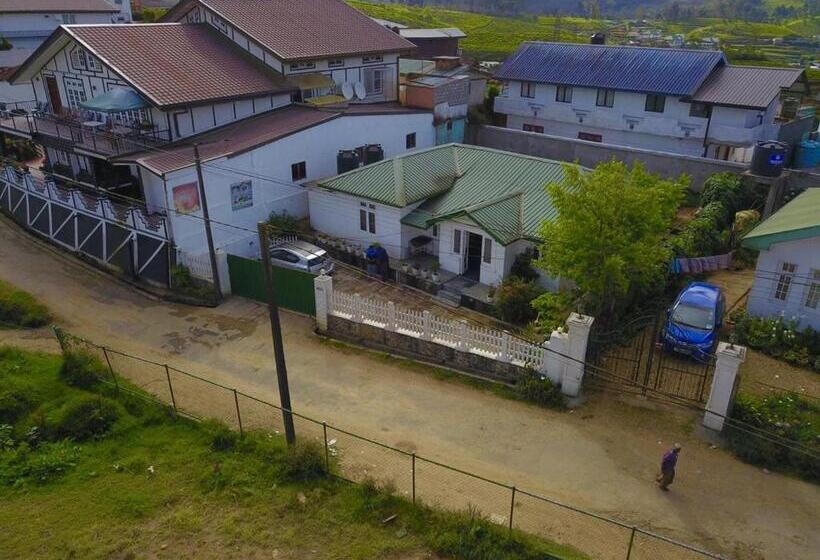 ペンション Zion White House