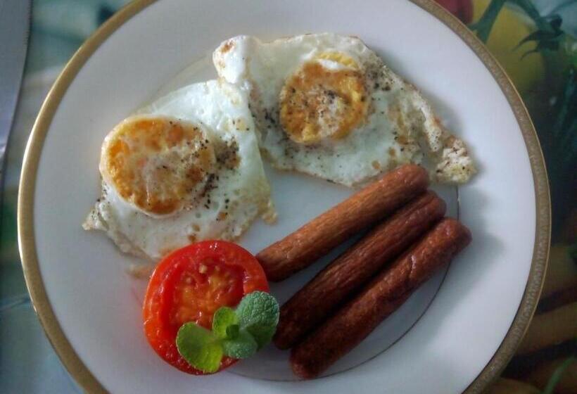 ペンション Zion White House