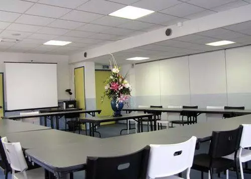 Comfort Hotel Poissy Technoparc