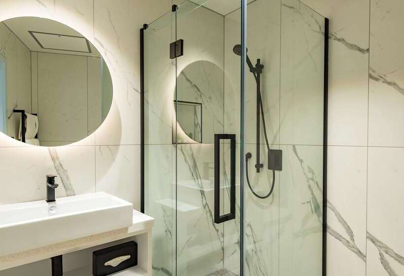 فندق Airedale Boutique Suites