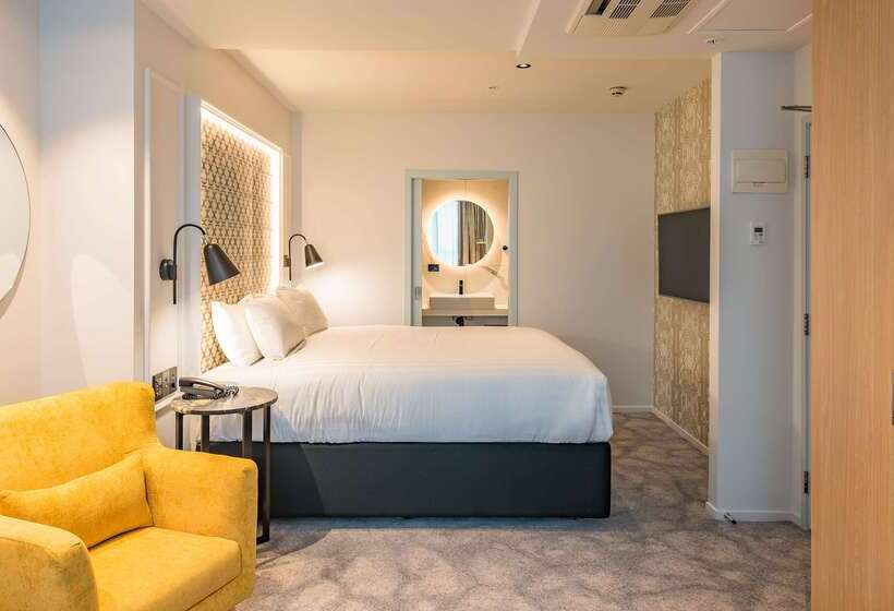 فندق Airedale Boutique Suites