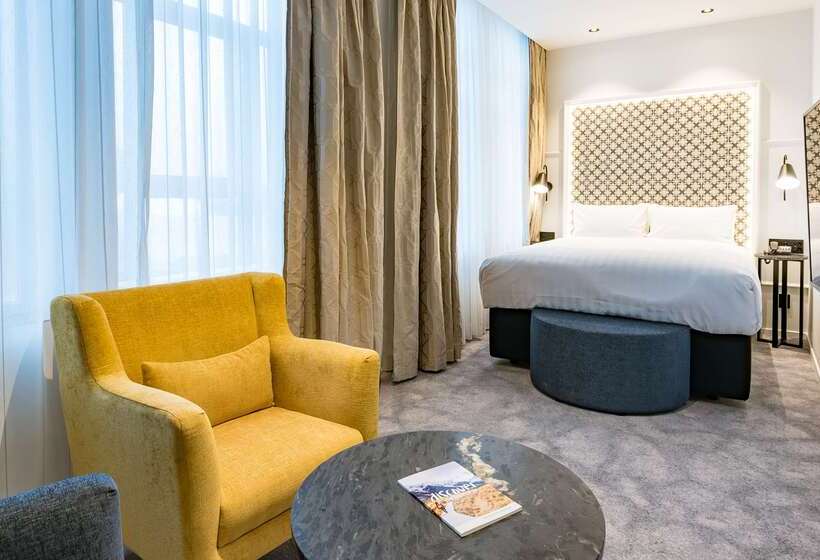 فندق Airedale Boutique Suites