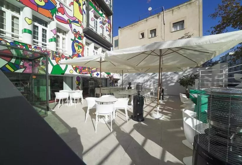 בית מלון כפרי Artmadams