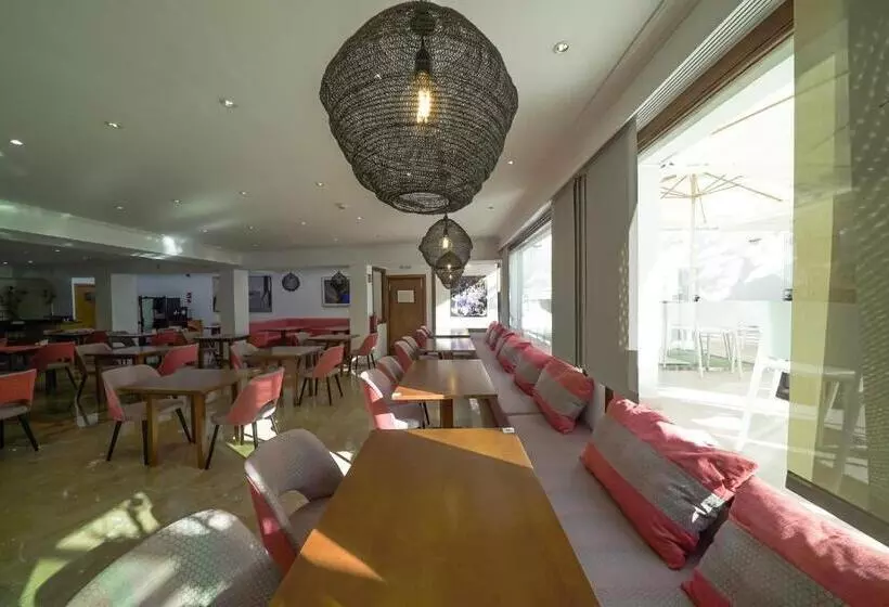 בית מלון כפרי Artmadams