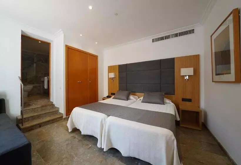 בית מלון כפרי Artmadams