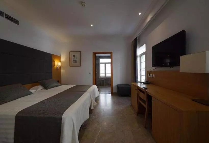 בית מלון כפרי Artmadams