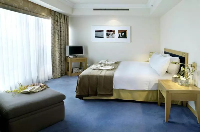 Отель Athens Marriott