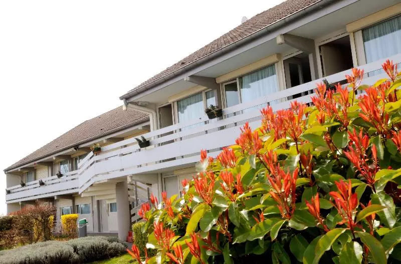 فندق Campanile Château Thierry