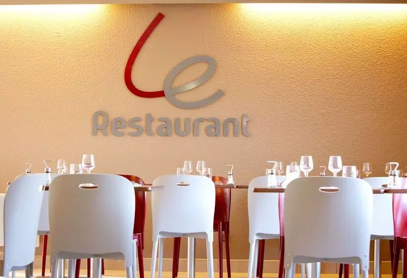 Отель Campanile Orleans Nord Saran