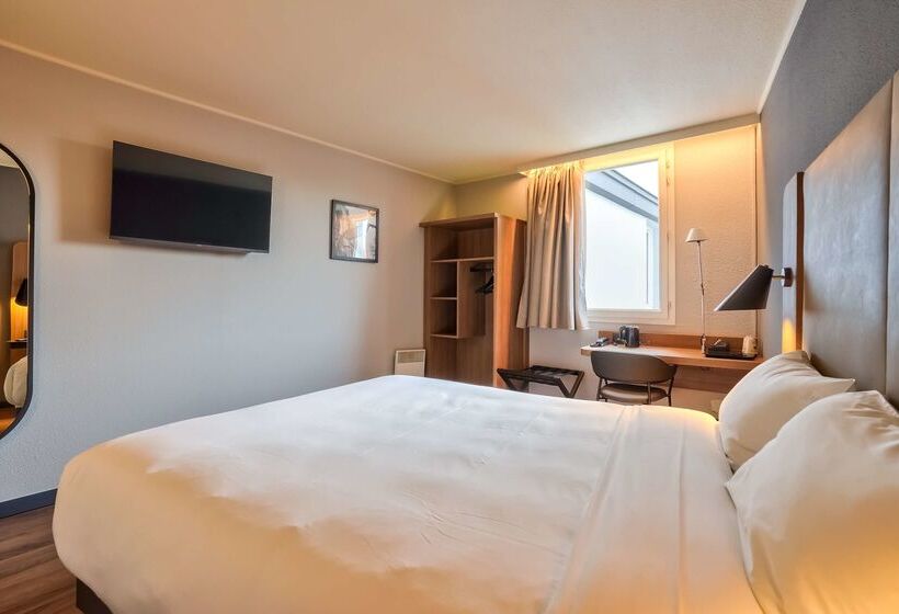 Hotel Campanile Paris Ouest  Pont De Suresnes