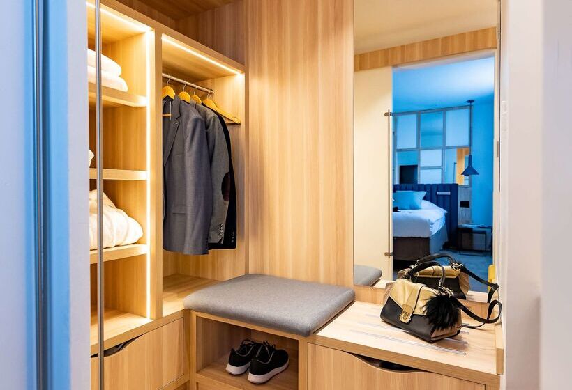 Hotel Campanile Paris Ouest Pont De Suresnes