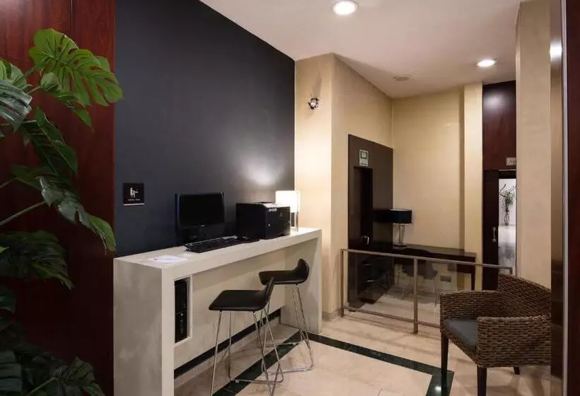 هتل Catalonia Puerta Del Sol