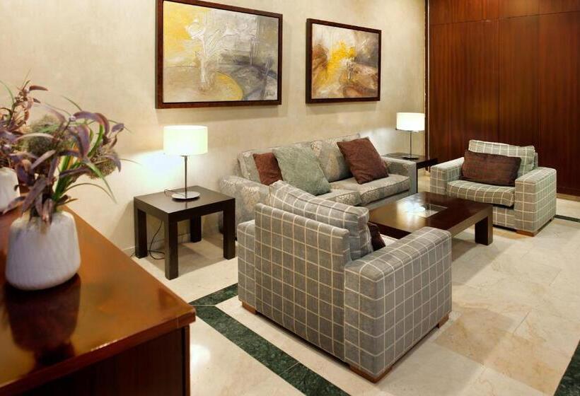 فندق Catalonia Puerta Del Sol