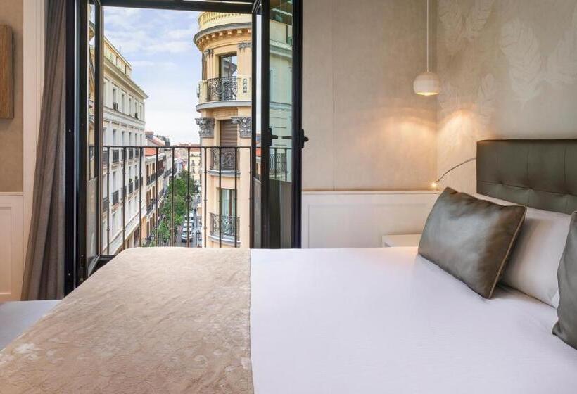 فندق Catalonia Puerta Del Sol