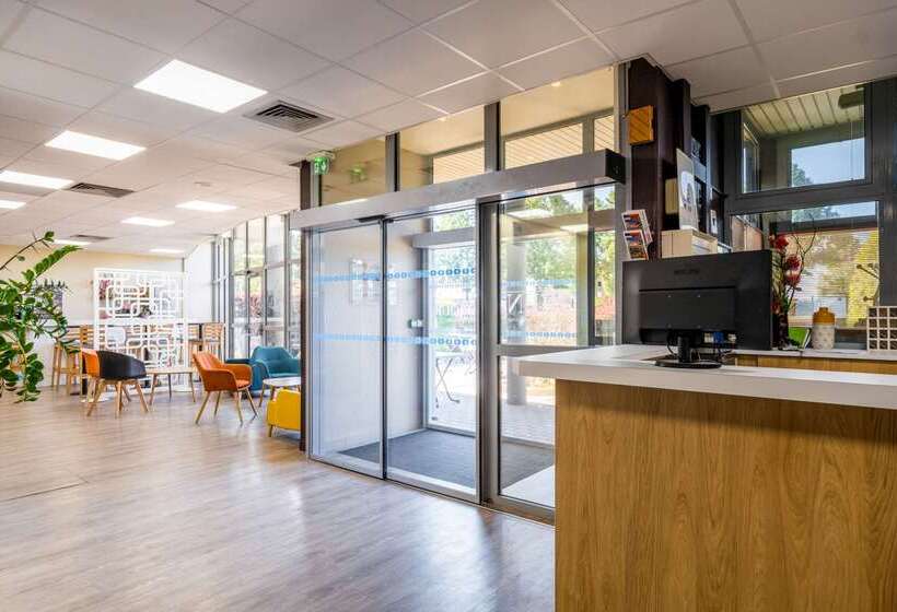 Comfort Hotel Aeroport Lyon St Exupery