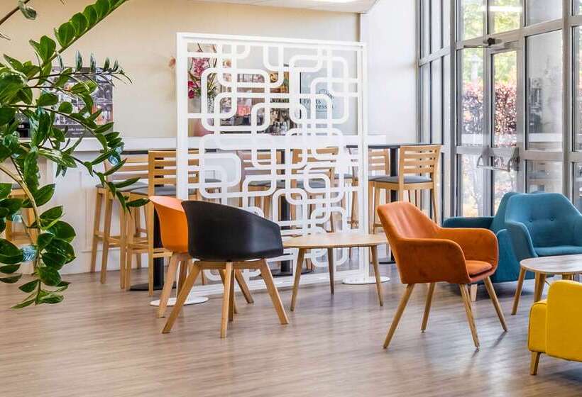 Comfort Hotel Aeroport Lyon St Exupery
