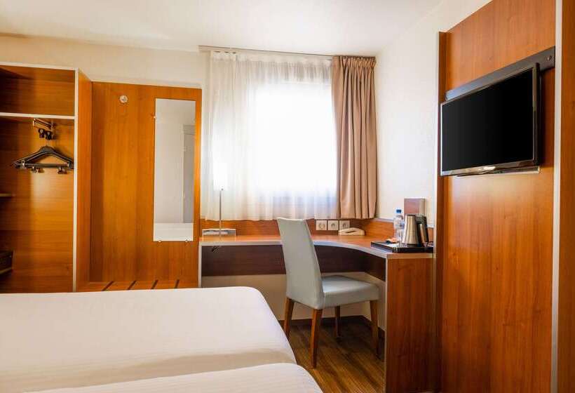 Comfort Hotel Aeroport Lyon St Exupery