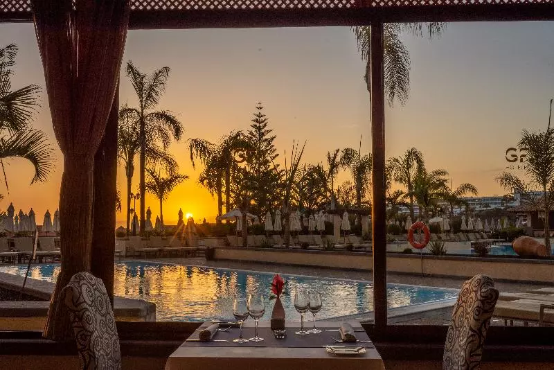 هتل Gf Gran Costa Adeje