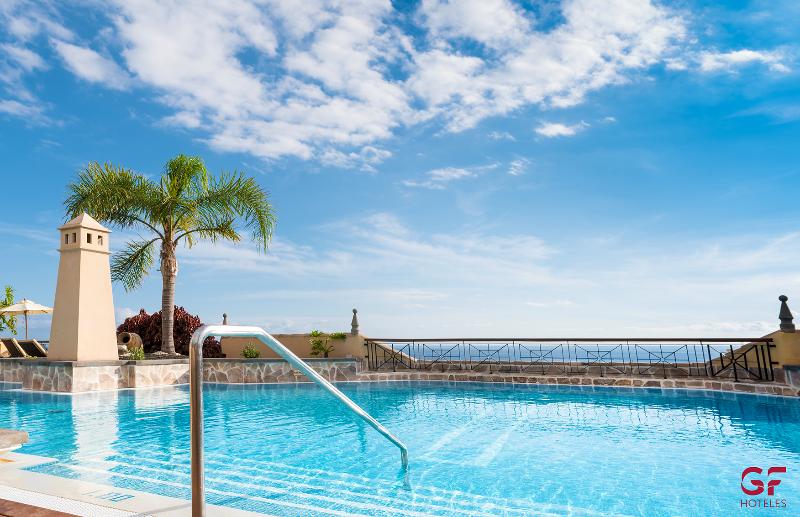 Hotel Gf Gran Costa Adeje