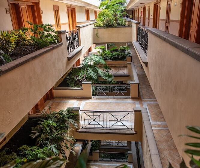 Hotel Gf Gran Costa Adeje