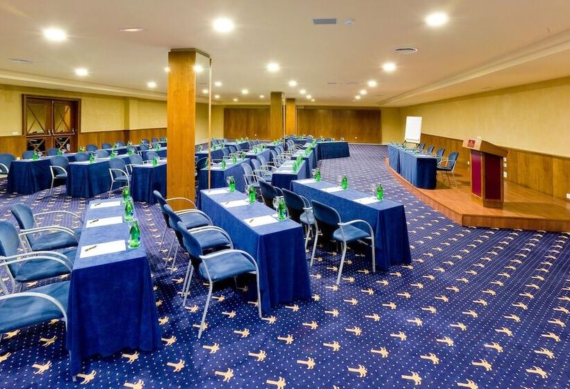 Hotel Gf Gran Costa Adeje