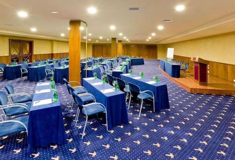 هتل Gf Gran Costa Adeje