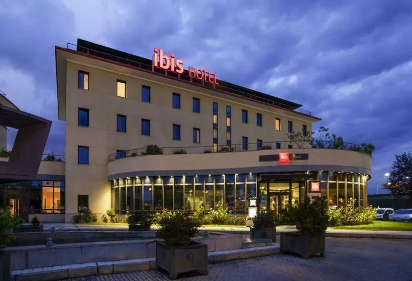 Отель Ibis Valladolid