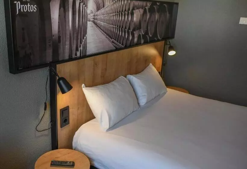 Отель Ibis Valladolid
