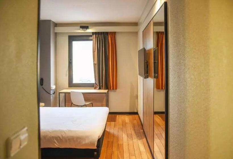 Отель Ibis Valladolid