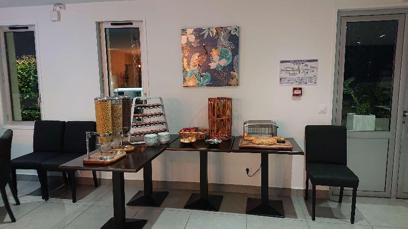 هتل Kyriad Direct Bron Lyon Eurexpo