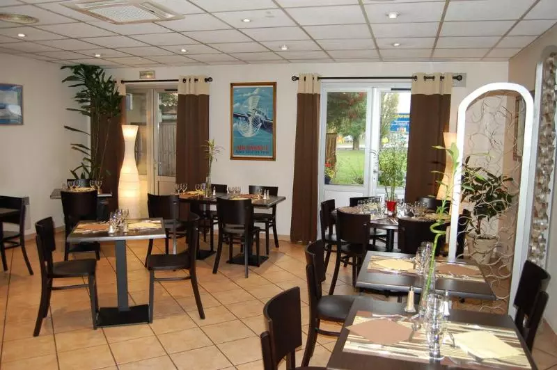 בית מלון כפרי Kyriad Direct Bron Lyon Eurexpo