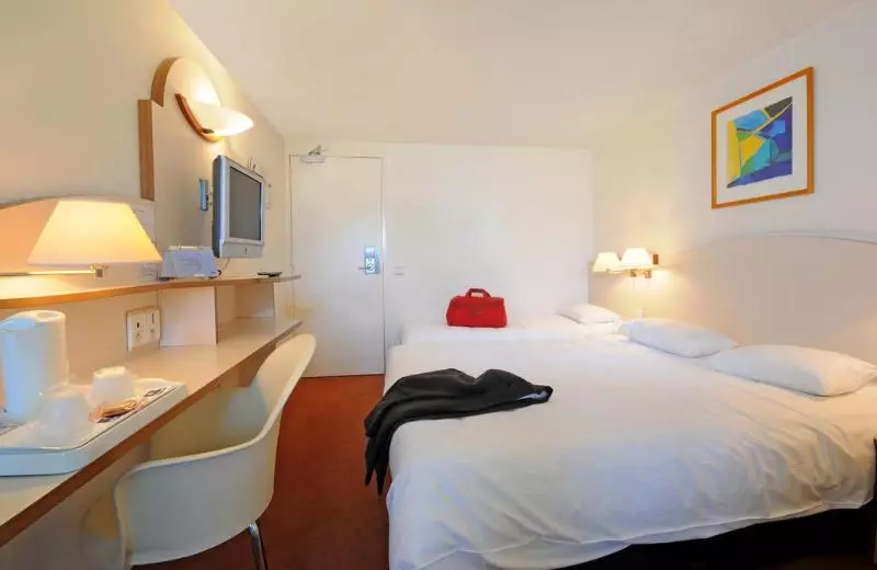 בית מלון כפרי Kyriad Direct Bron Lyon Eurexpo