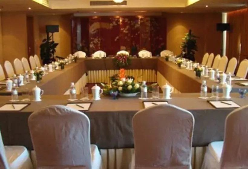 Отель Ningbo Nanyuan