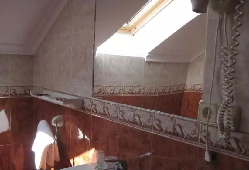 Сельский отель Entremontes