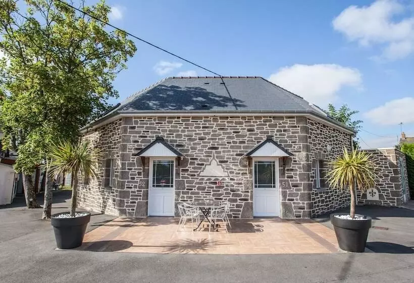 호텔 Hôtel Les 13 Assiettes